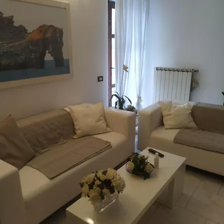 La Casa Di Elsa Marina di Massa